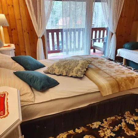 Holiday home Nad Jeziorem W Otulinie Lasu