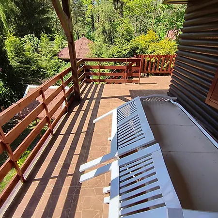 Holiday home Nad Jeziorem W Otulinie Lasu