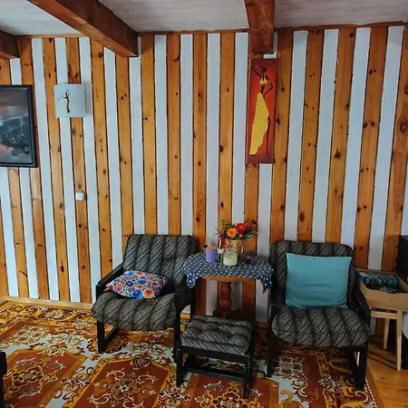 Holiday home Nad Jeziorem W Otulinie Lasu